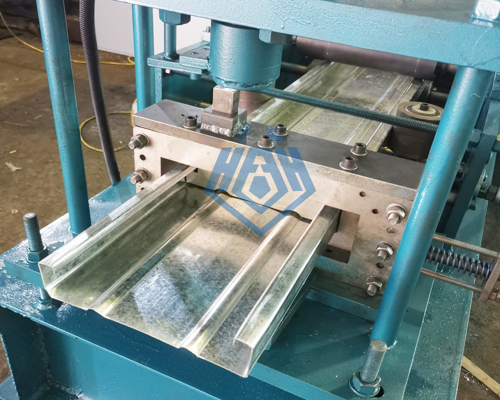 C型鋼成型機 全自動檁條機