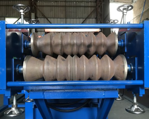 圓管改方管成型機